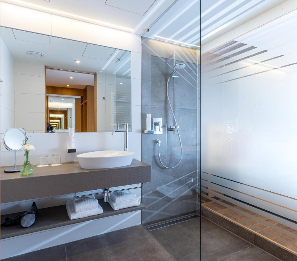 Hotel Katharinenhof Comfort ドルンビルン エクステリア 写真