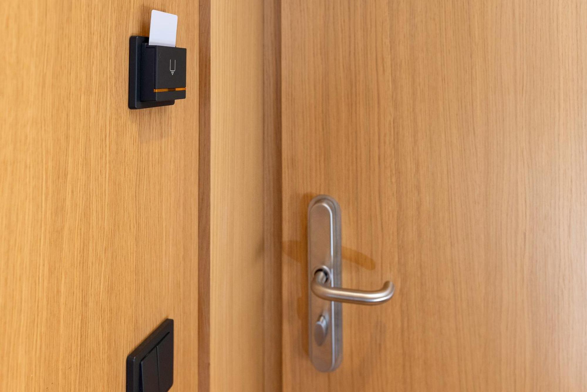 Hotel Katharinenhof Comfort ドルンビルン エクステリア 写真